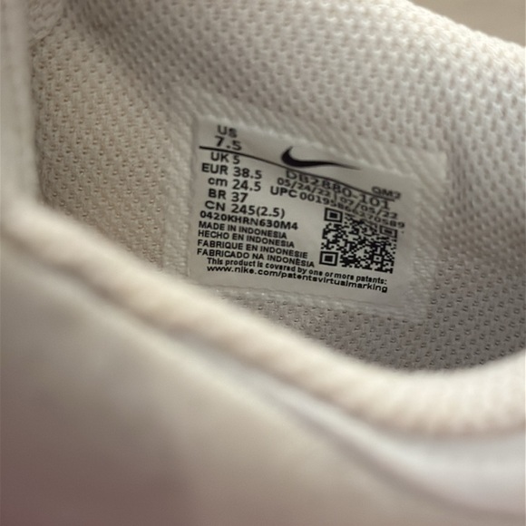 Nike Retro GTS 97 - lightly worn - Picture 5 of 8